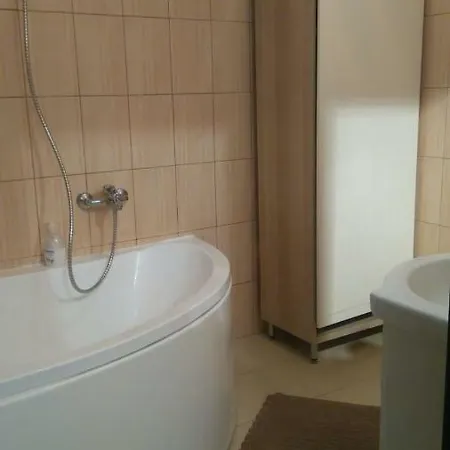 Alexander Appartement *